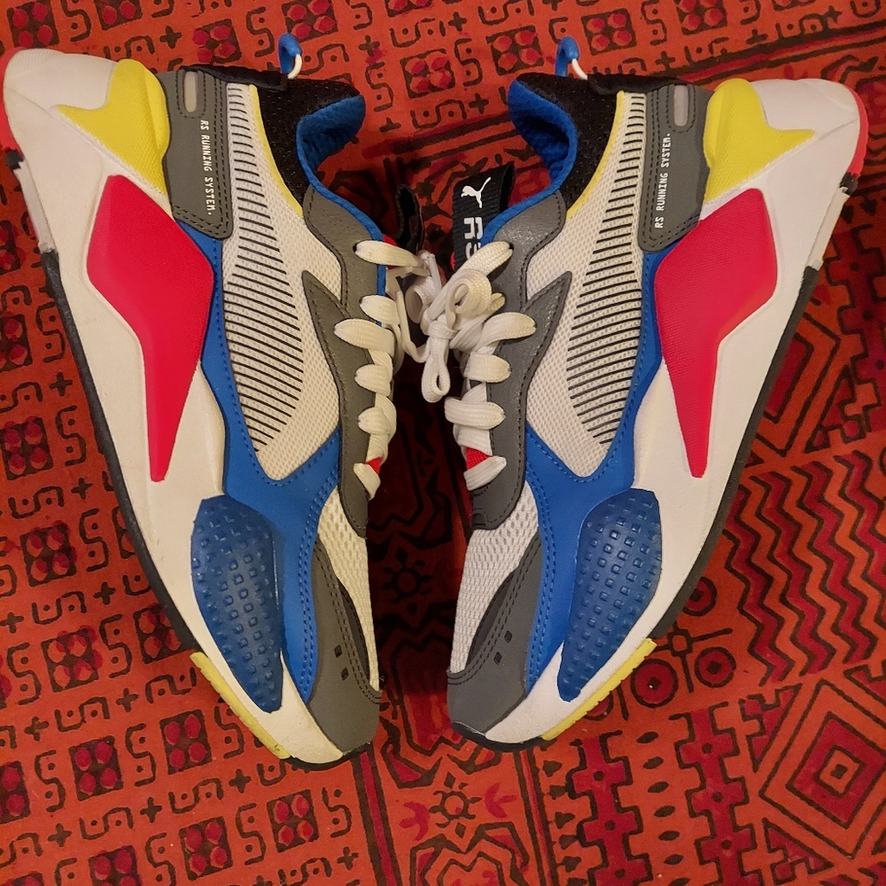 Sneakers - Picture 14 of 14